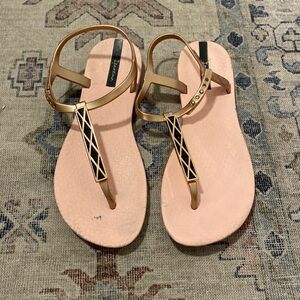 Ipanema Sandal